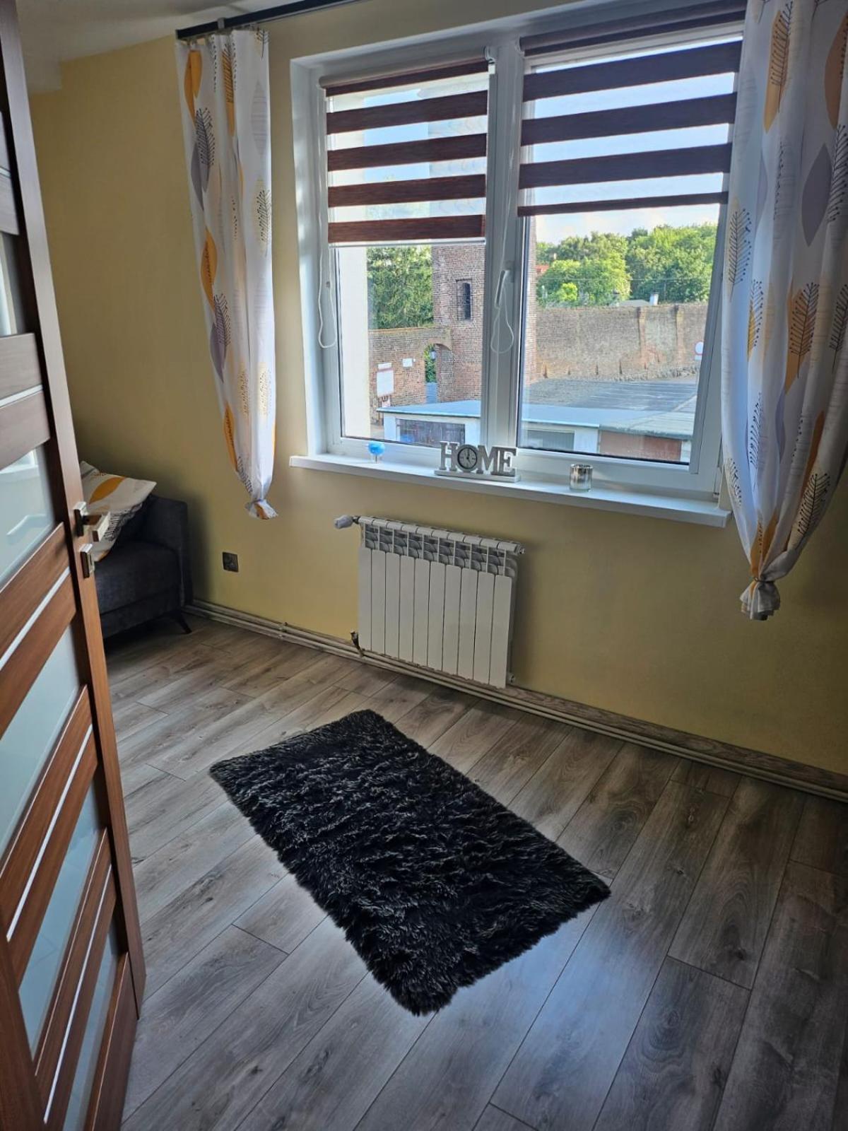 Appartamento Apartament Baszta Kaszana Trzebiatow nad Rega Esterno foto